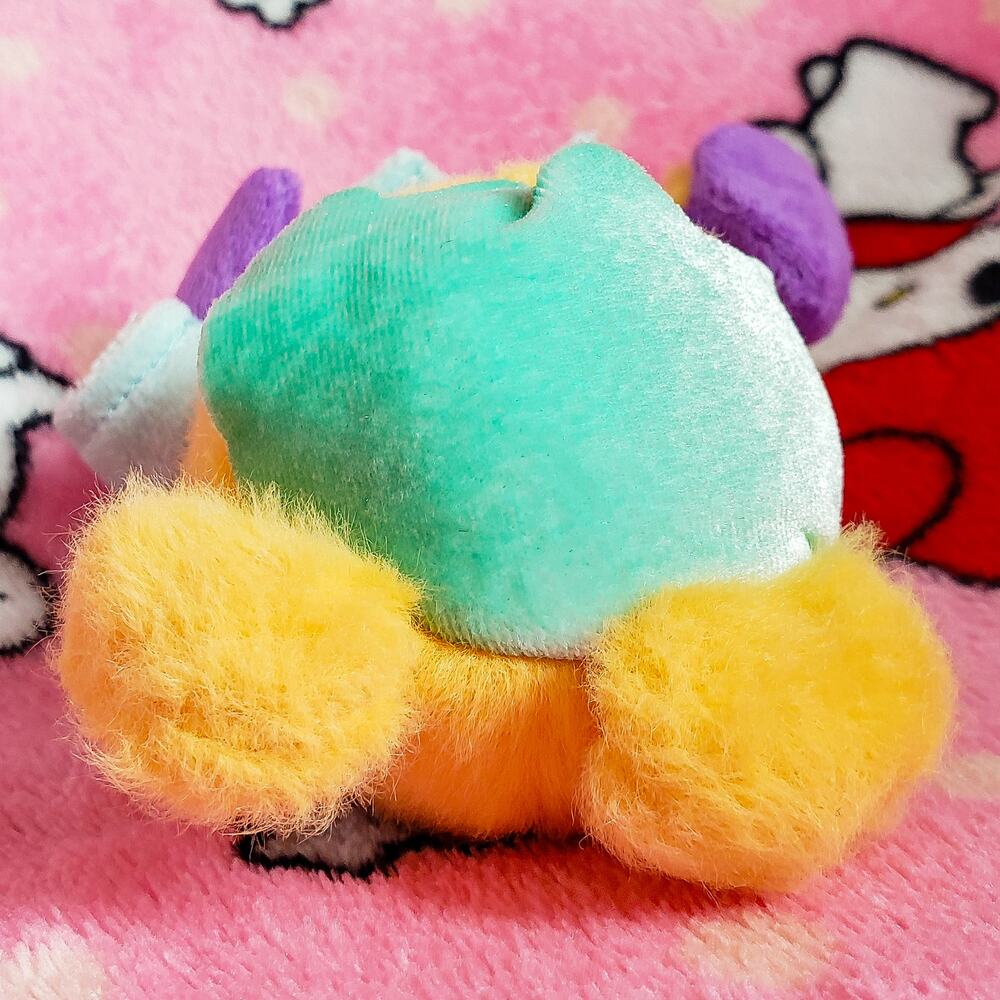 Disney Winnie the Pooh Hunny Hugs Spa Pooh Mystery Plush Collectible - Picture 7 of 8